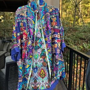 Johnny Was size large silk kimono. EUC.